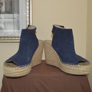 Kenneth Cole 7.5 Blue Leather Suede Olivia Espadrille Peep Toes Sandals